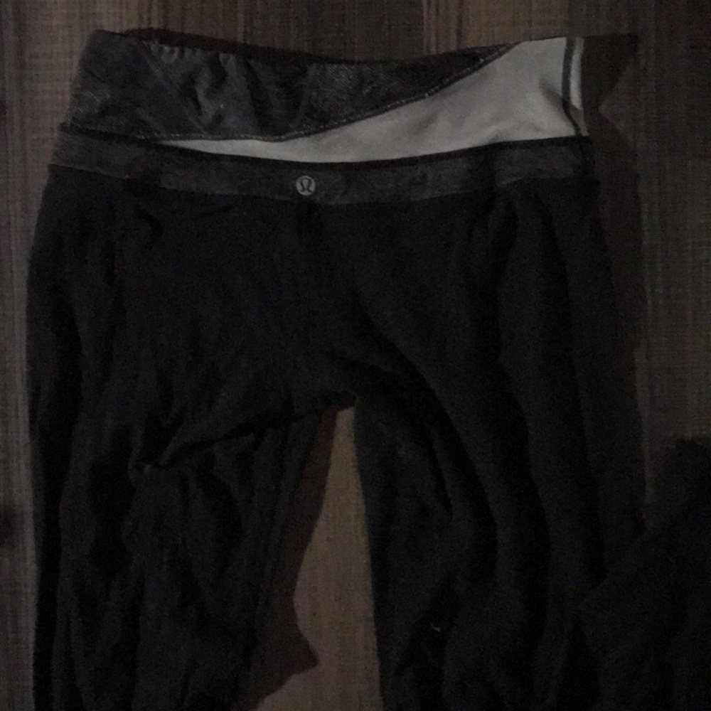 Lululemon yoga pants